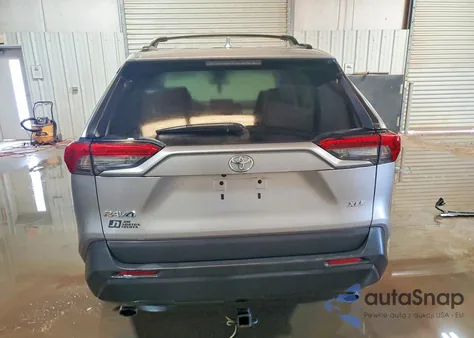 2021 Toyota Rav4 Xle Premium из США, поврежденный, VIN 2T3C1RFV2MC107345